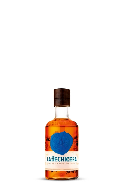 La Hechicera Extra Anejo Solera 21 YO Reserva Familiar rum La Hechicera Extra Anejo Solera 21 YO Reserva Familiar rum
